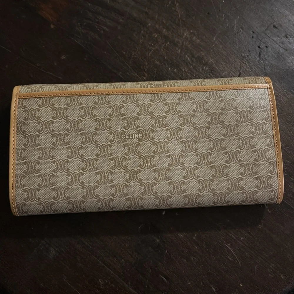 Authentic CELINE Kisslock vintage wallet Macadam Beige